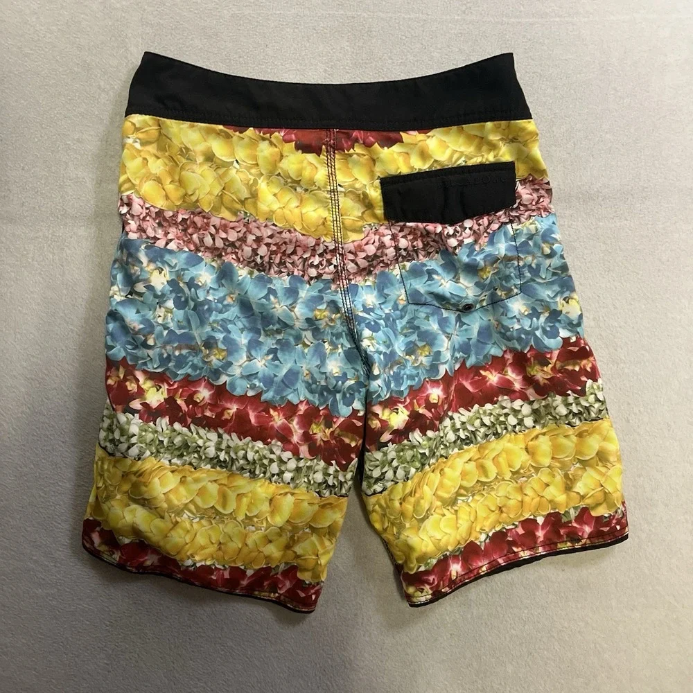 Billabong Board Shorts Men's Size 31 Floral Striped 10